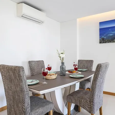 Apartment Garden Hill Relax & Old Town By Ocvillas