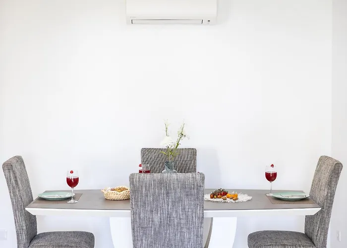 Garden Hill Relax & Old Town By Ocvillas *