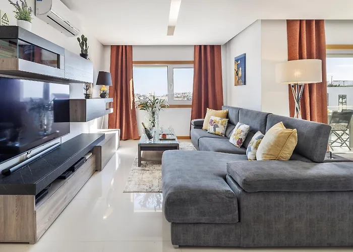 Garden Hill Relax & Old Town By Ocvillas *